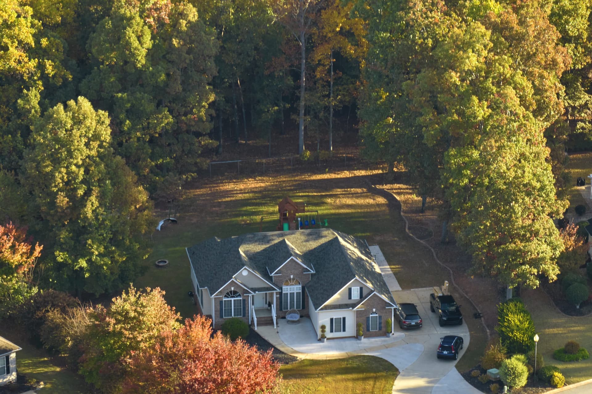 A single-family suburban home in Herndon