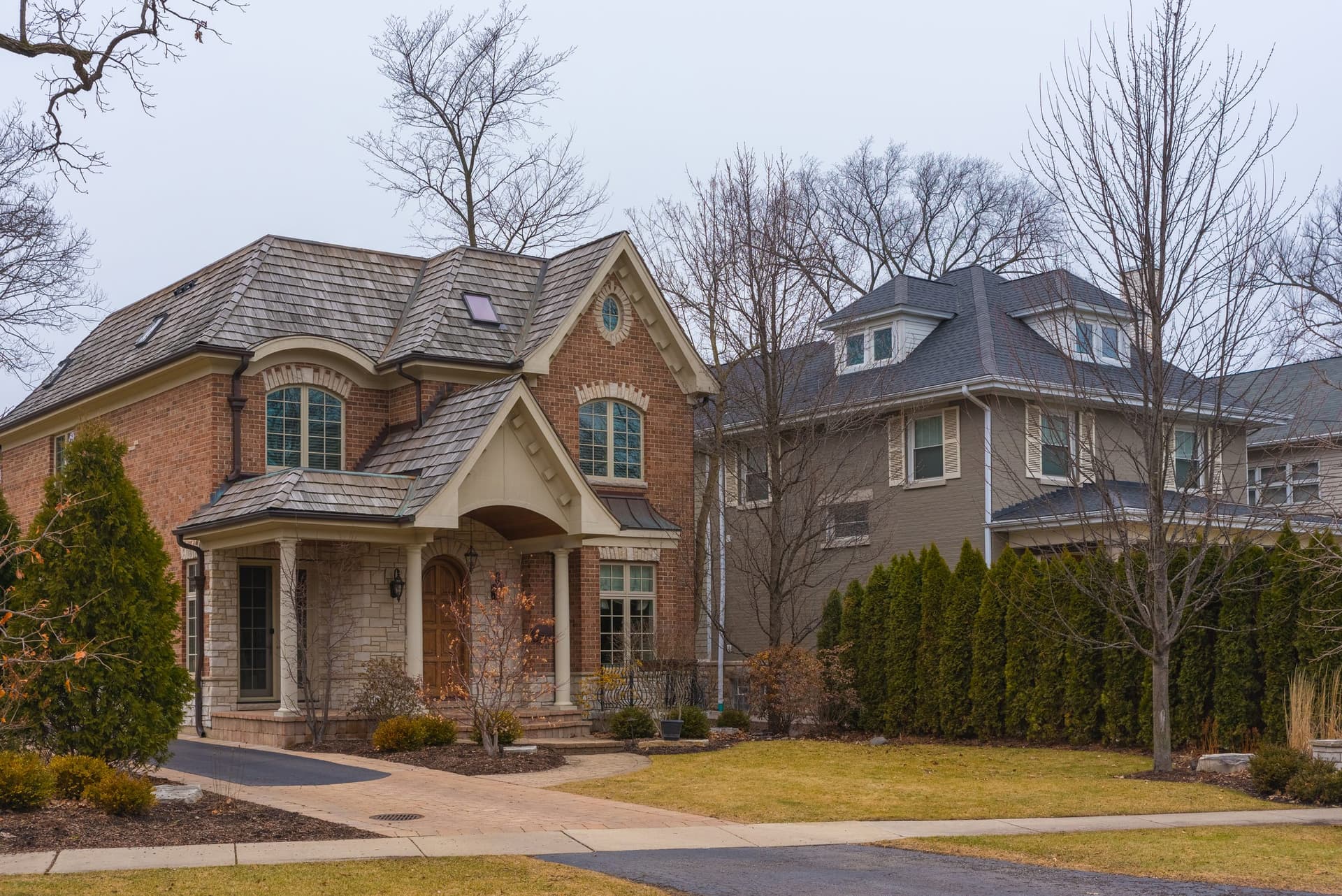 Landscaping and foundation area around a Upper Marlboro home