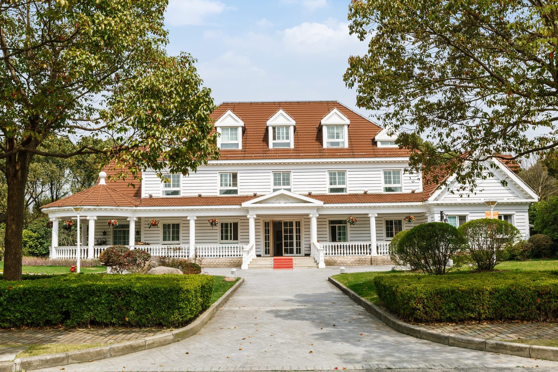 A single-family home exterior in Upper Marlboro